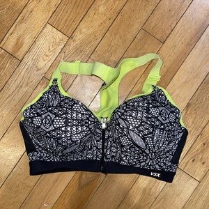 Women’s Victoria’s Secret athletic sports bra